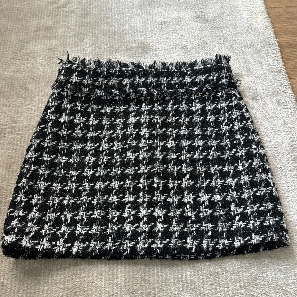 Katie J NYC - Girls Charlotte Boucle skirt in black and white